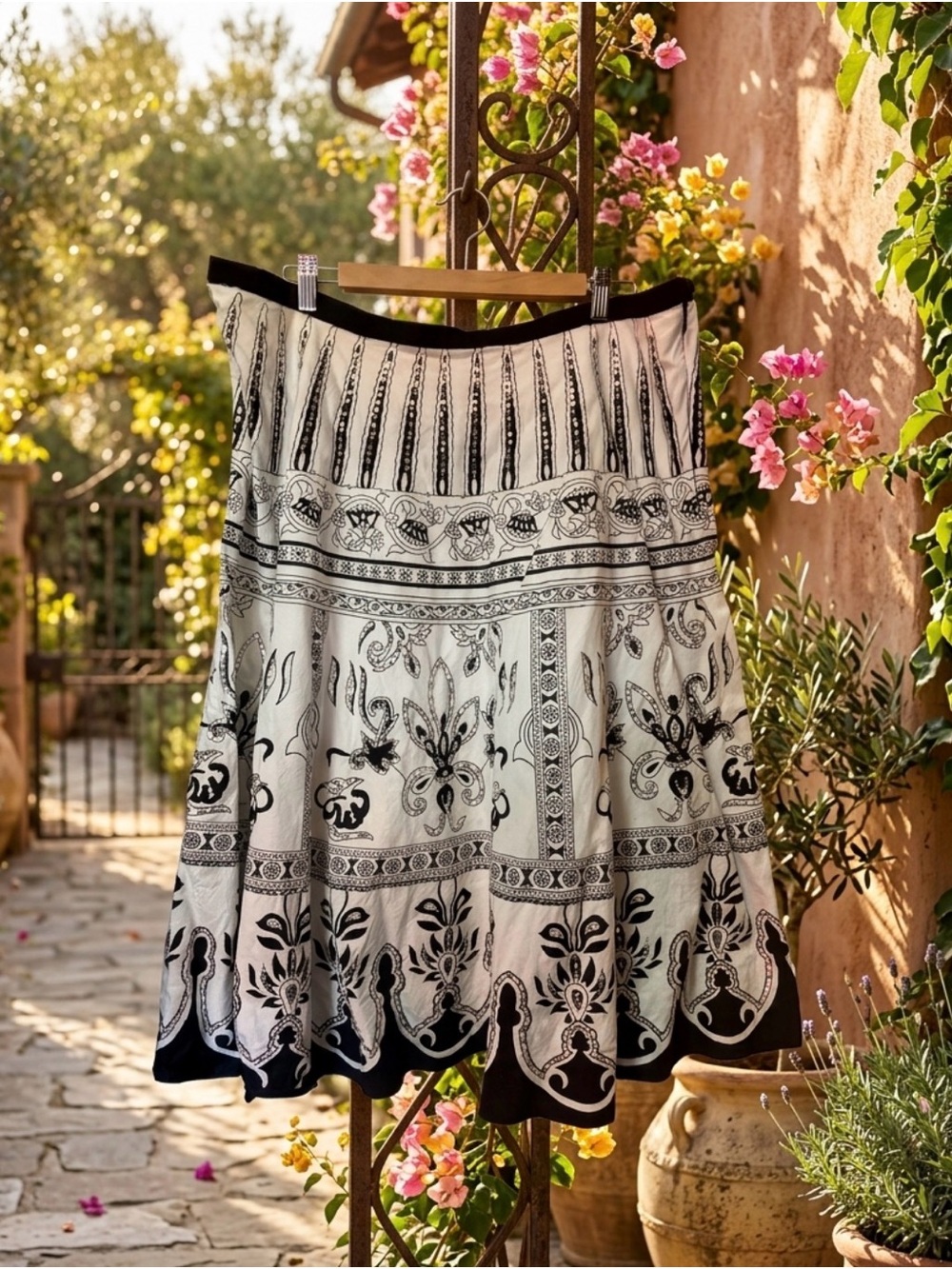 Black & White Printed A-Line Skirt Boho Style with Creative Flare Sequences